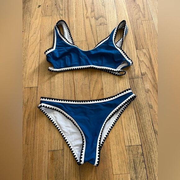 Cupshe bikini - Picture 1 of 2